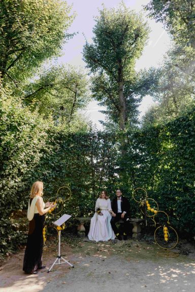 Rednerin zur Freien Hochzeit